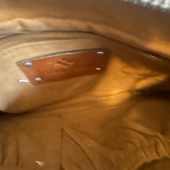 Patricia Nash tooled Leather wristlet/pouch - Picture 6 of 7